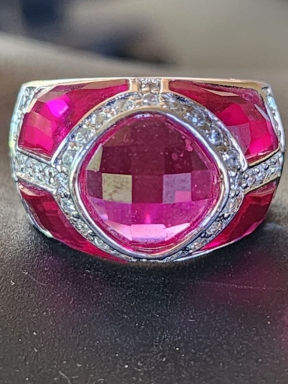 Women’s Sterling Silver Pink Crystal Chuncky Vintage Statement Ring Size 9
